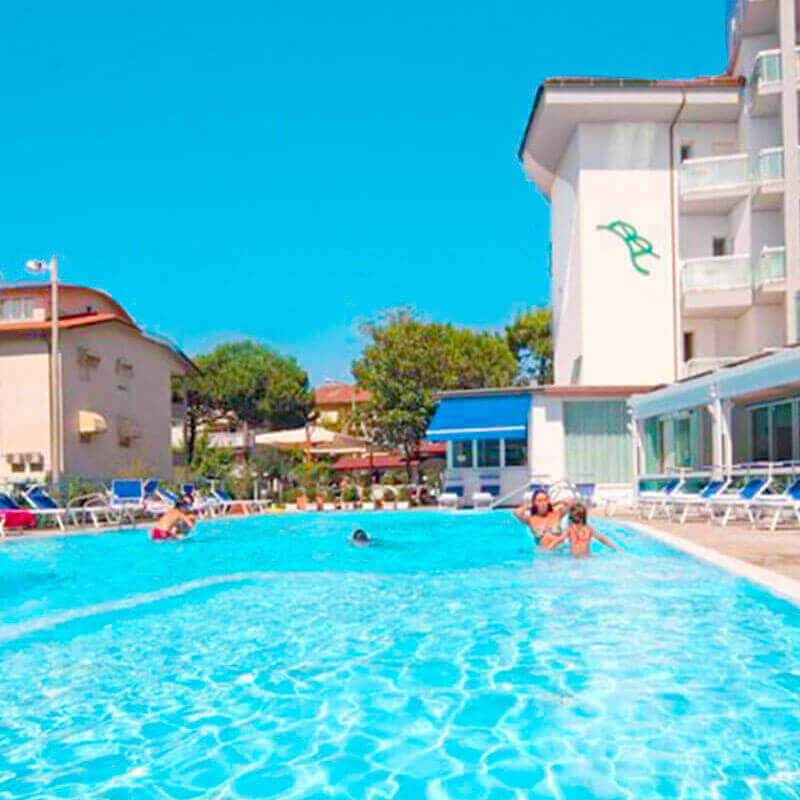piscina Hotel Buratti Cervia